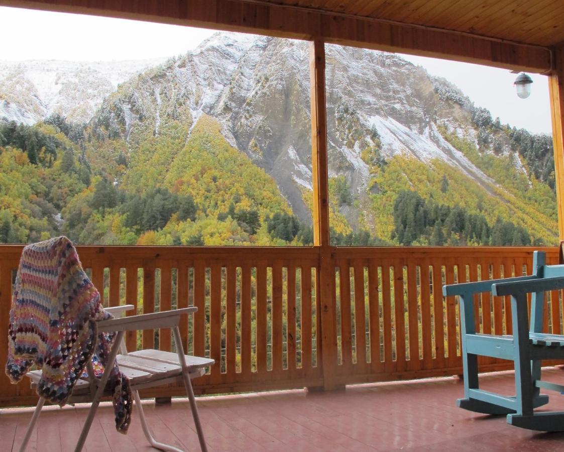 Guest House Elisabeth Adishi Esterno foto